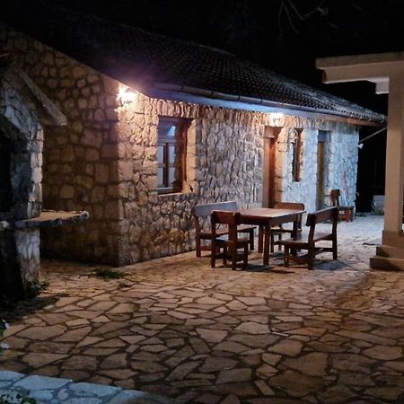 B&B Domacinstvo Raicevic Вирпазар Экстерьер фото