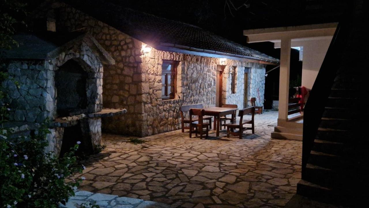 B&B Domacinstvo Raicevic Вирпазар Экстерьер фото