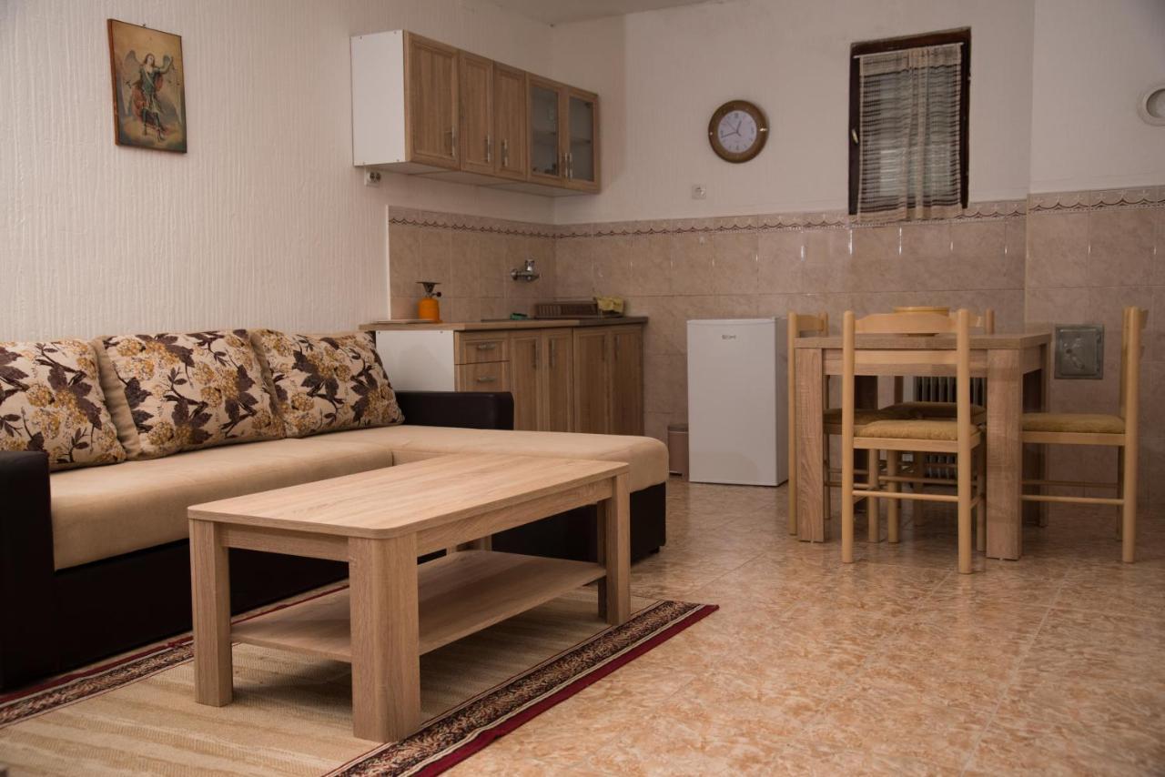 B&B Domacinstvo Raicevic Вирпазар Экстерьер фото