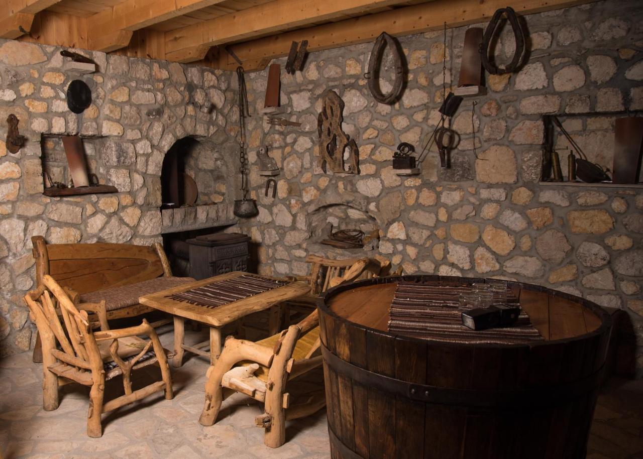 B&B Domacinstvo Raicevic Вирпазар Экстерьер фото
