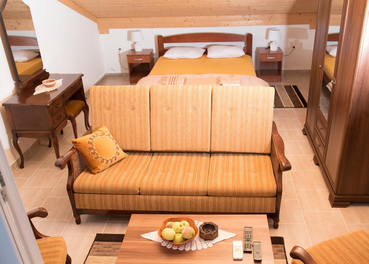 B&B Domacinstvo Raicevic Вирпазар Экстерьер фото