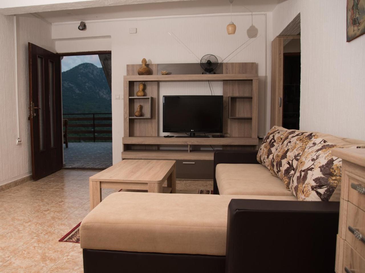 B&B Domacinstvo Raicevic Вирпазар Экстерьер фото