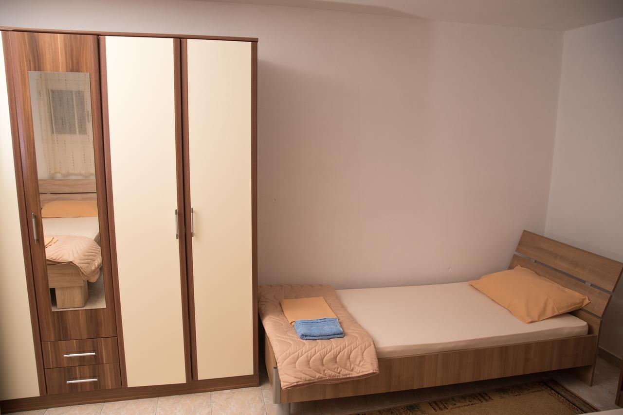 B&B Domacinstvo Raicevic Вирпазар Экстерьер фото