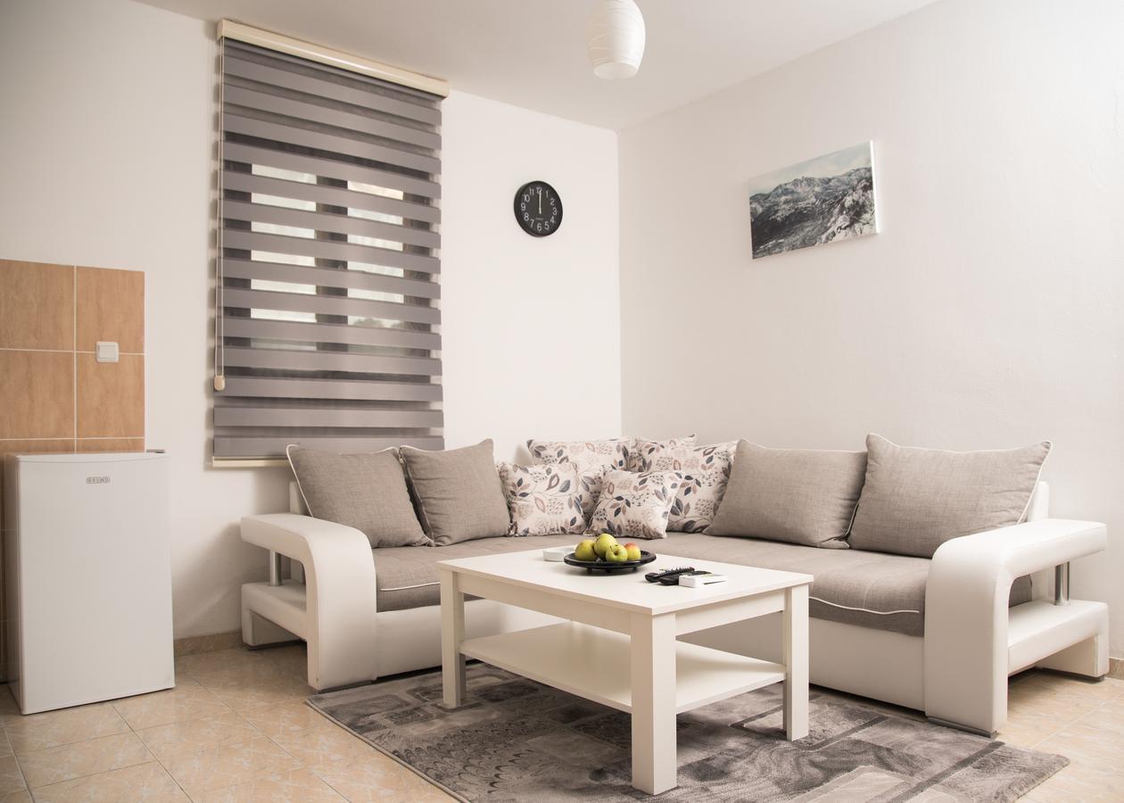B&B Domacinstvo Raicevic Вирпазар Экстерьер фото