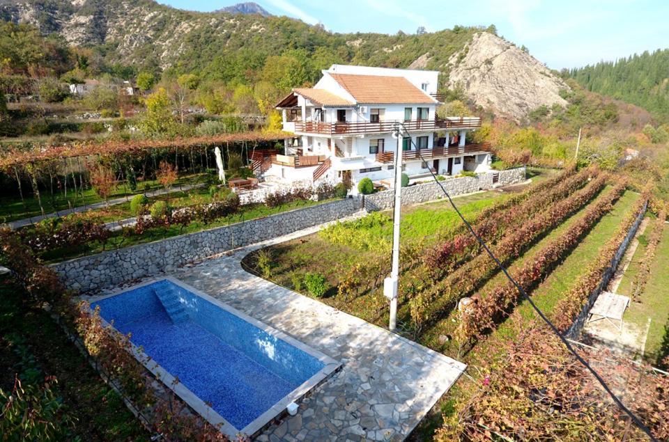 B&B Domacinstvo Raicevic Вирпазар Экстерьер фото